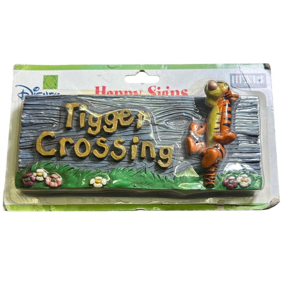 Disney Tigger Crossing yard Sign wall plaque Garden Wall Decor vintage 90s Y2K